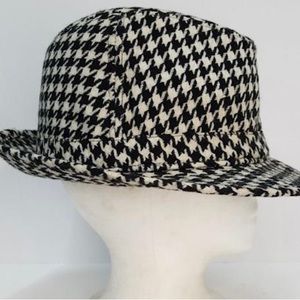 Scala Pronto Hound's-tooth Printed Vintage Fedora, Black & White